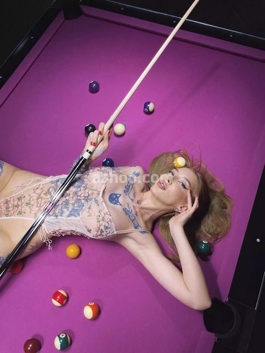 Ночные бабочки в очках: искусство сексуальности и интеллектуального возбуждения